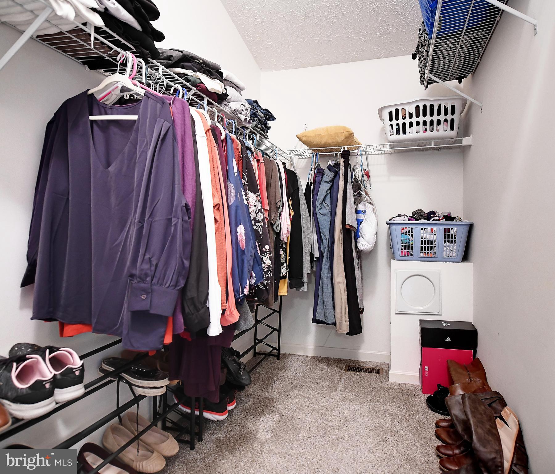 FOREST LAKES - Residential