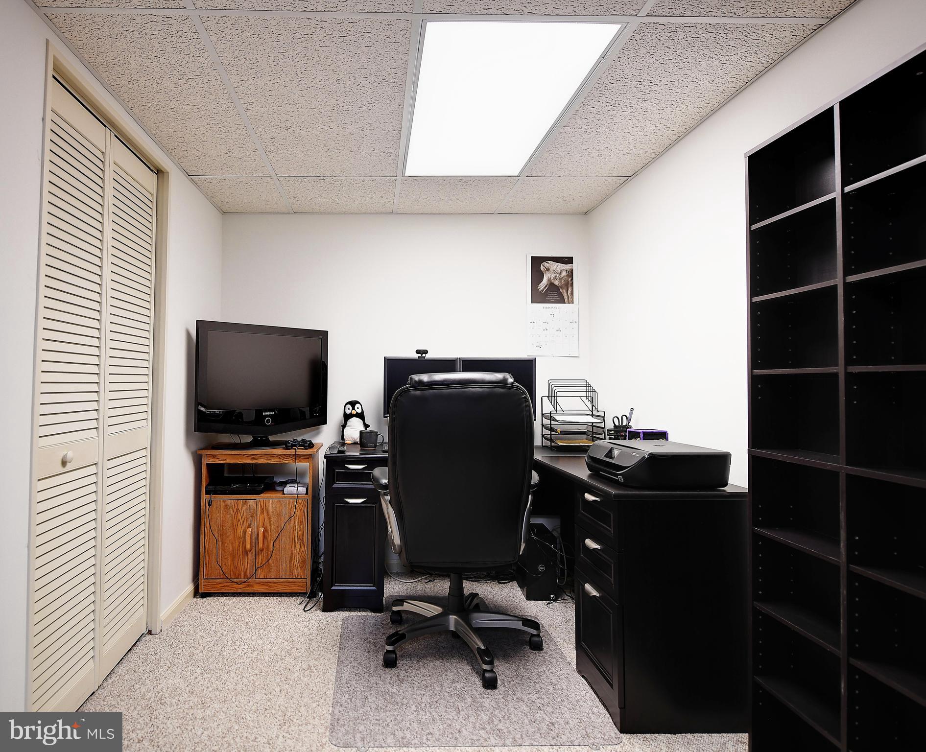 FOREST LAKES - Residential