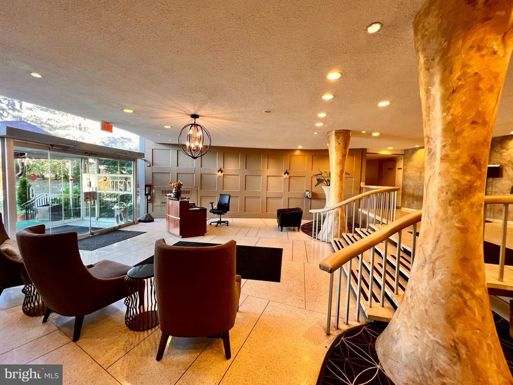 Photo of 100 West Avenue #418-S, JENKINTOWN, PA 19046 (MLS # PAMC2160288)