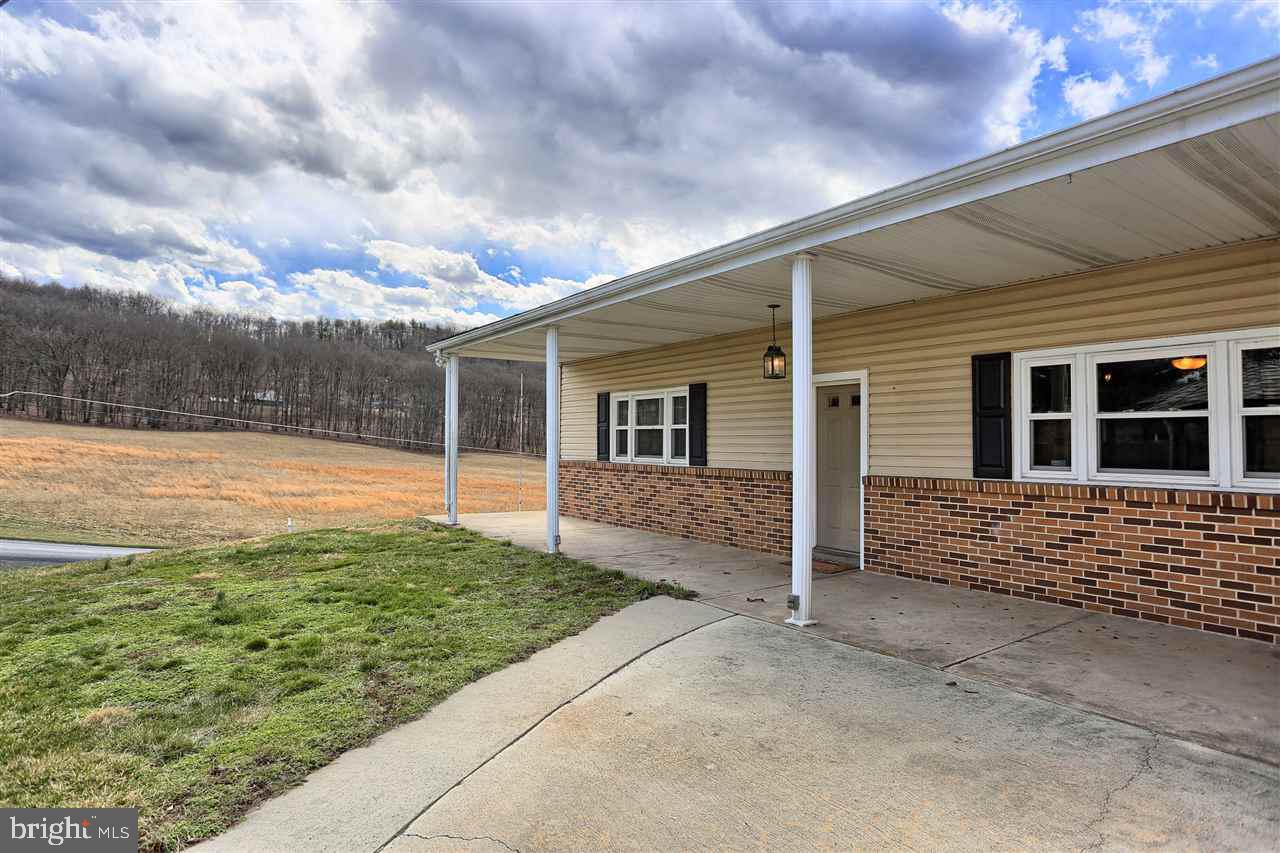 ATTENTION 1ST HOME BUYERS!! This home qualifies for all those money saving programs. All new paint, Flooring, and new carpet in Bedroom. This home has 2 beds, Game Room or studio with its own private entrance on Patio. Large Pantry Area, plus Laundry Utility Room, Space is here Bring your imagination, Easily make a 3 rd bedroom or 2nd bath without adding on. If your needs should needs these extras.