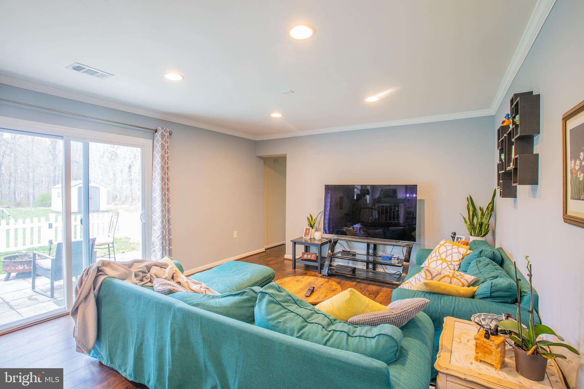 ROCKVILLE - Residential Lease