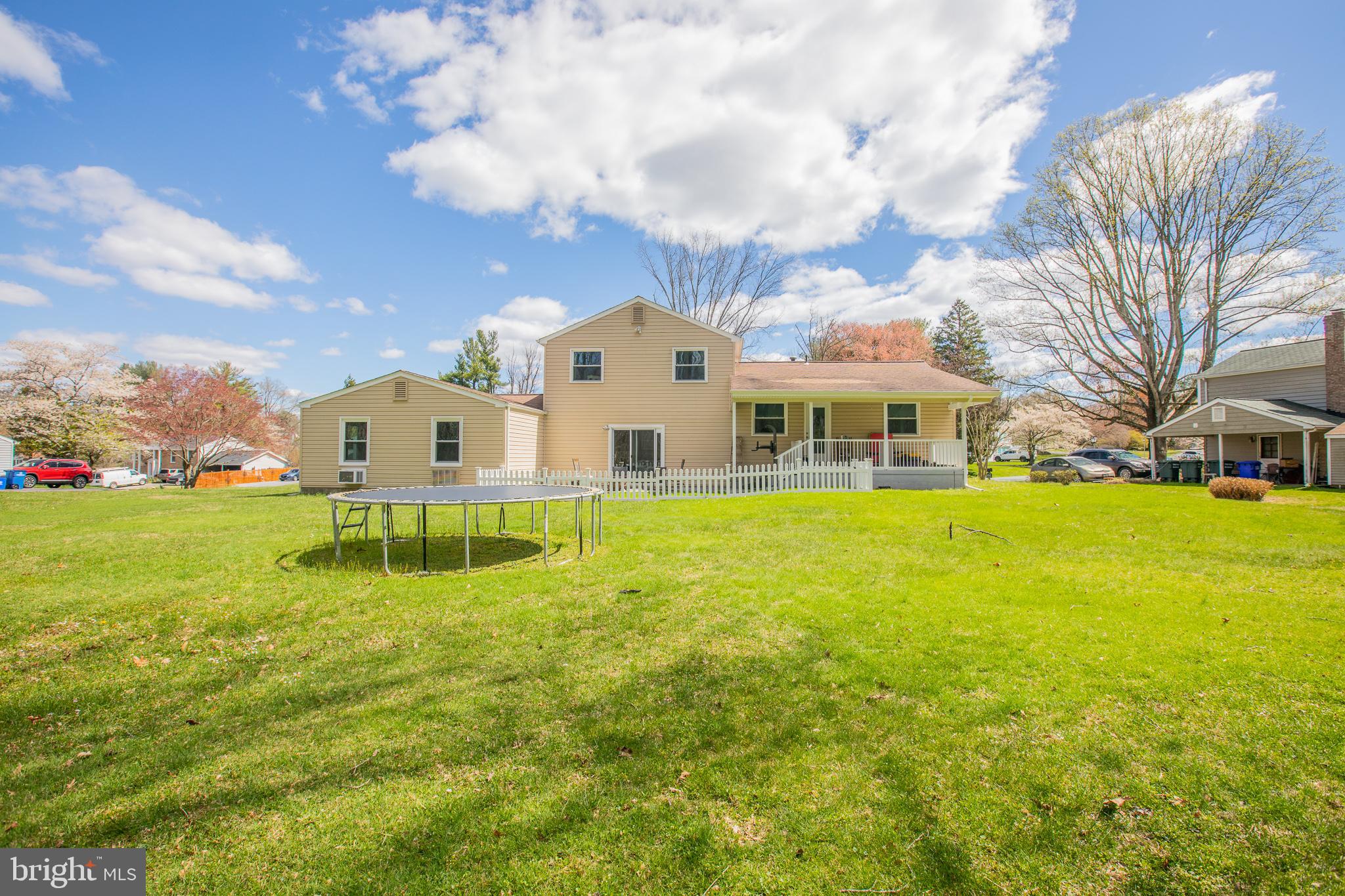 ROCKVILLE - Residential Lease