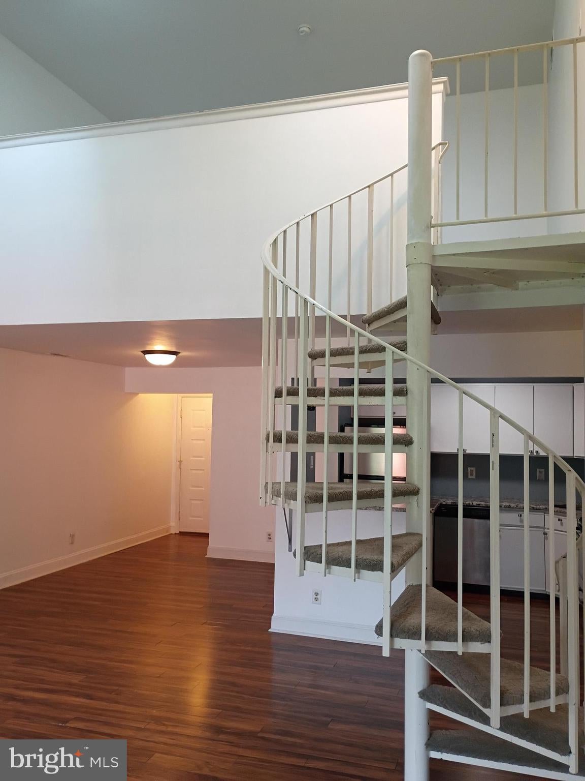 2604 AUBURN COURT B