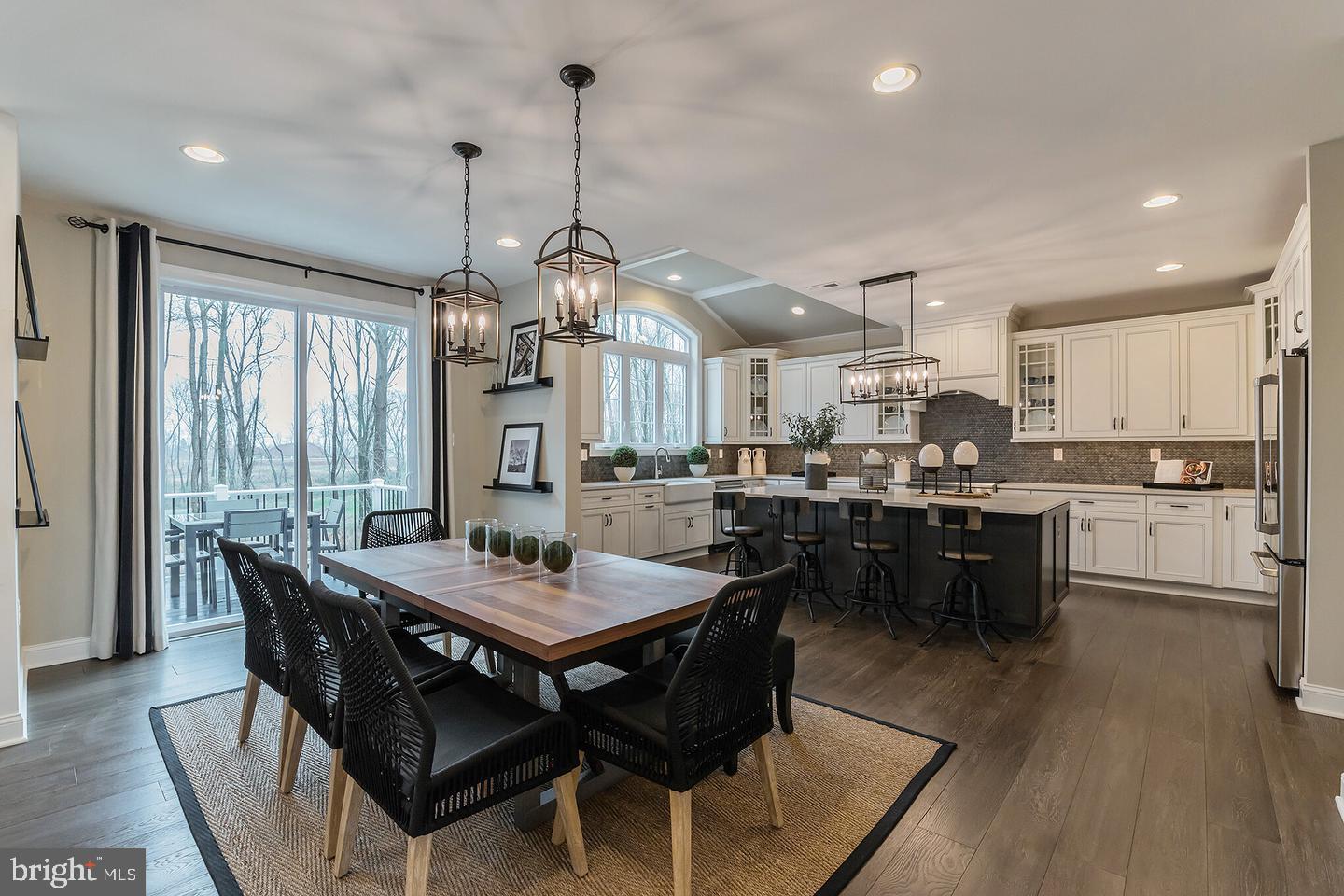 THE MEADOWS AT LONGVIEW - Residential