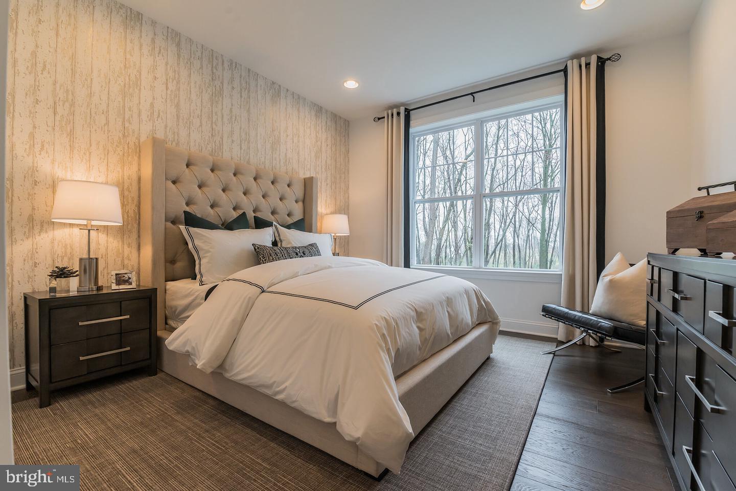 THE MEADOWS AT LONGVIEW - Residential