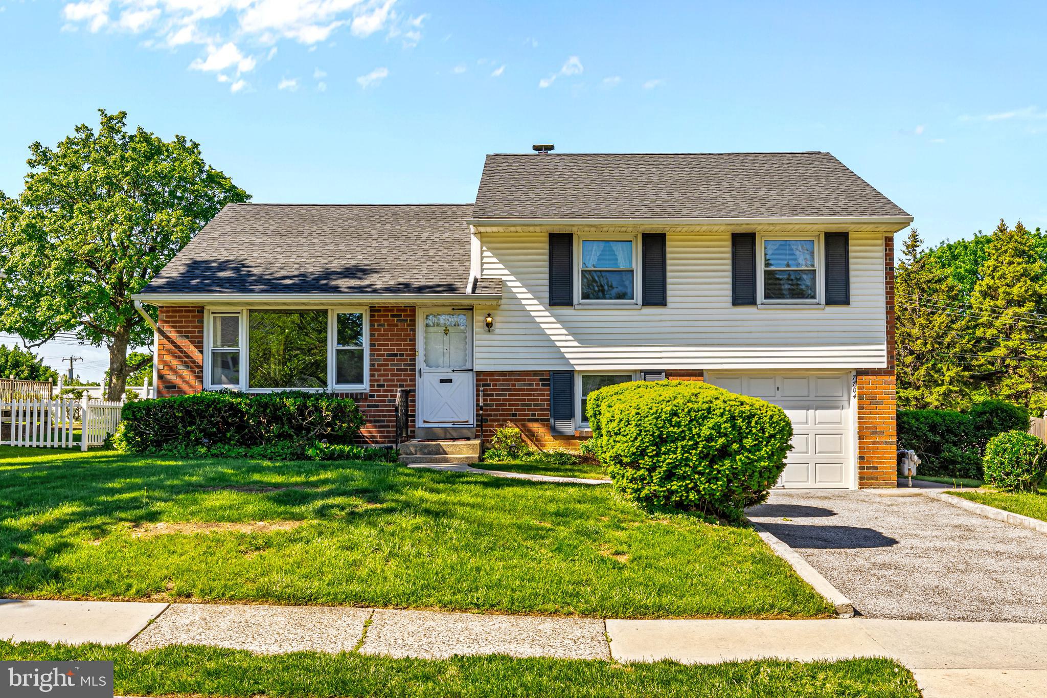 7704 LAUREL LANE