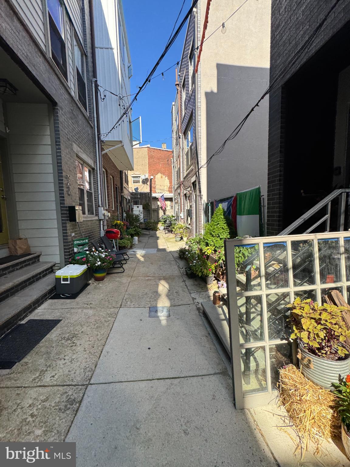 BELLA VISTA - Residential Lease