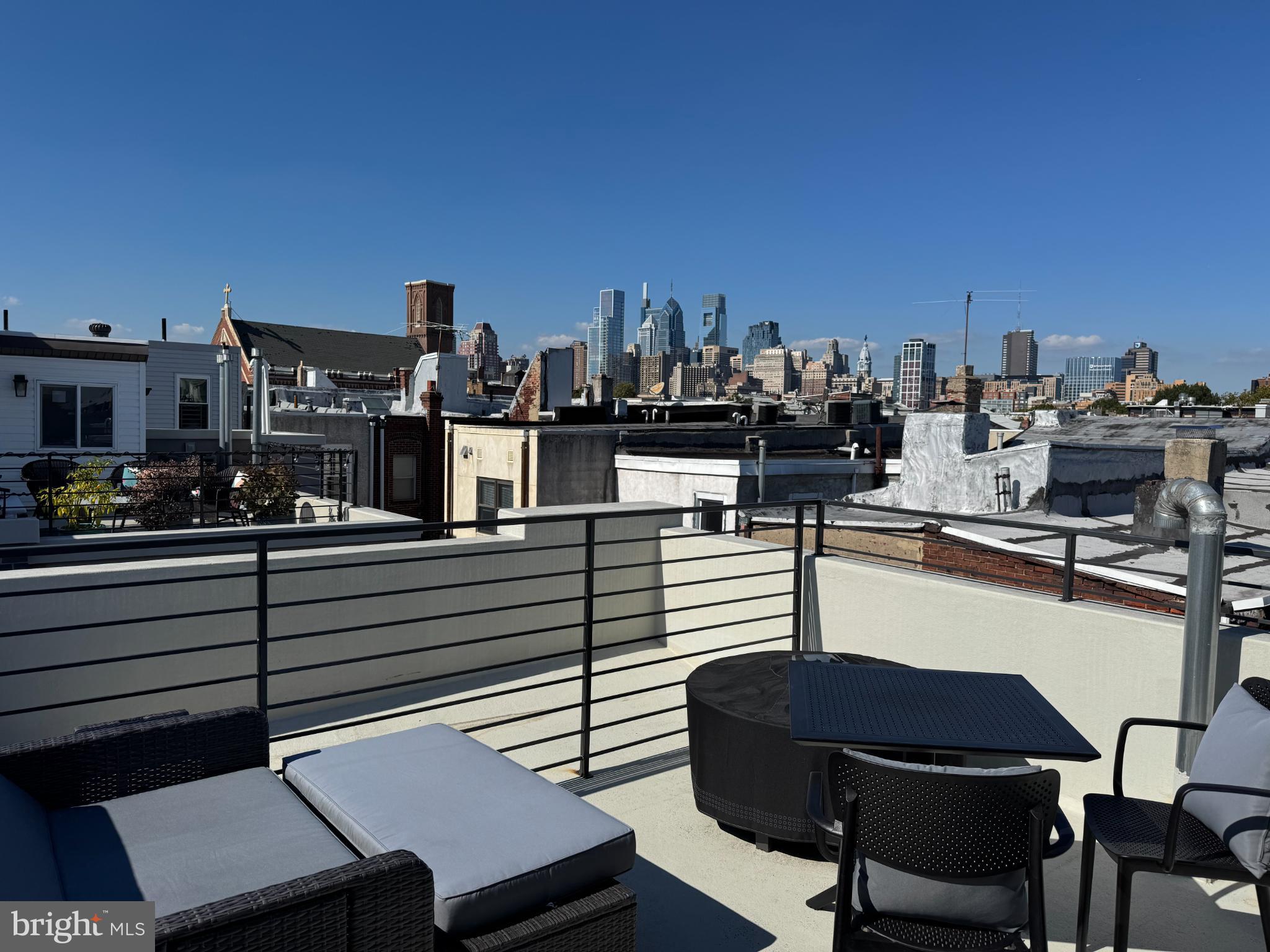 BELLA VISTA - Residential Lease