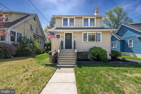128 E Bettlewood Avenue, Oaklyn, NJ MLS: NJCD2092220