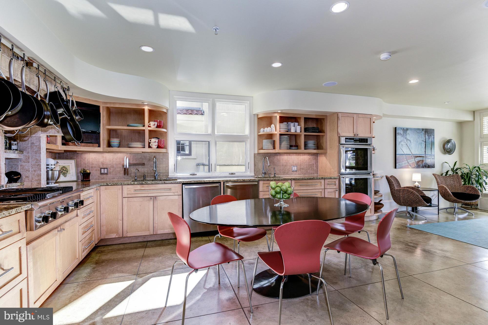 CLEVELAND PARK - Residential