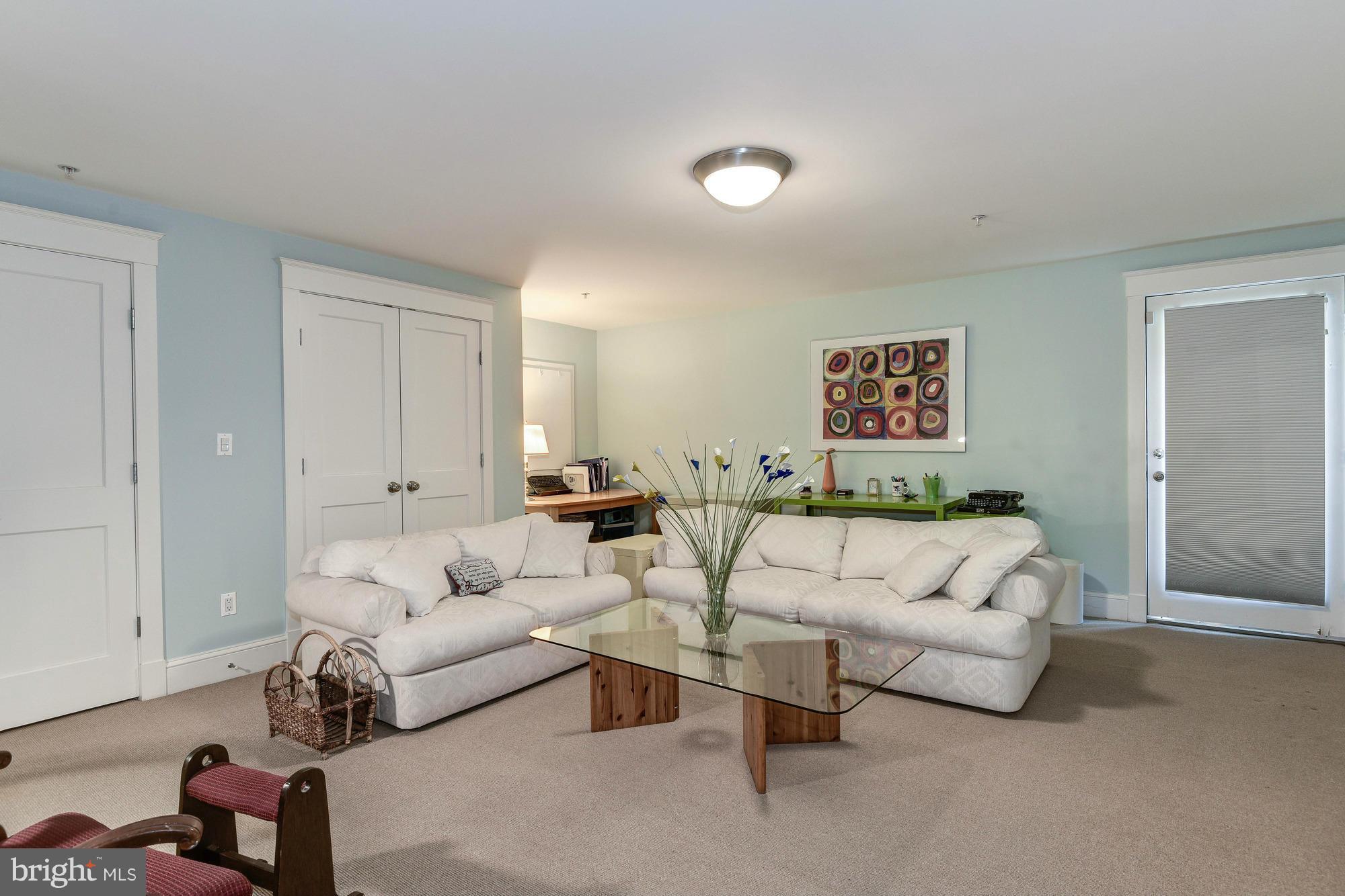 CLEVELAND PARK - Residential