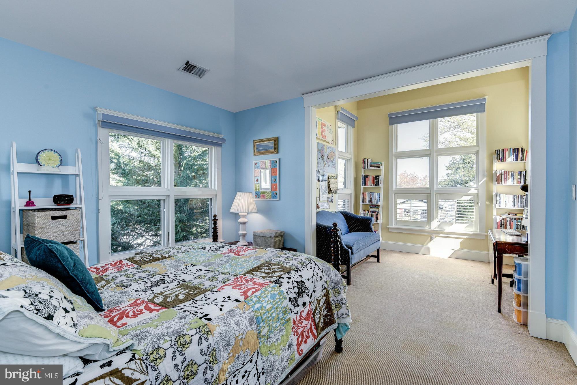 CLEVELAND PARK - Residential
