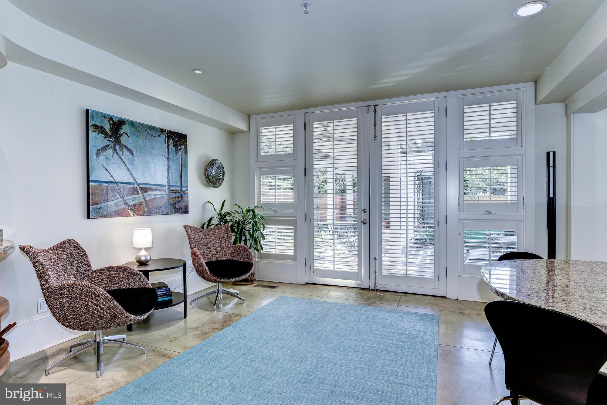 CLEVELAND PARK - Residential