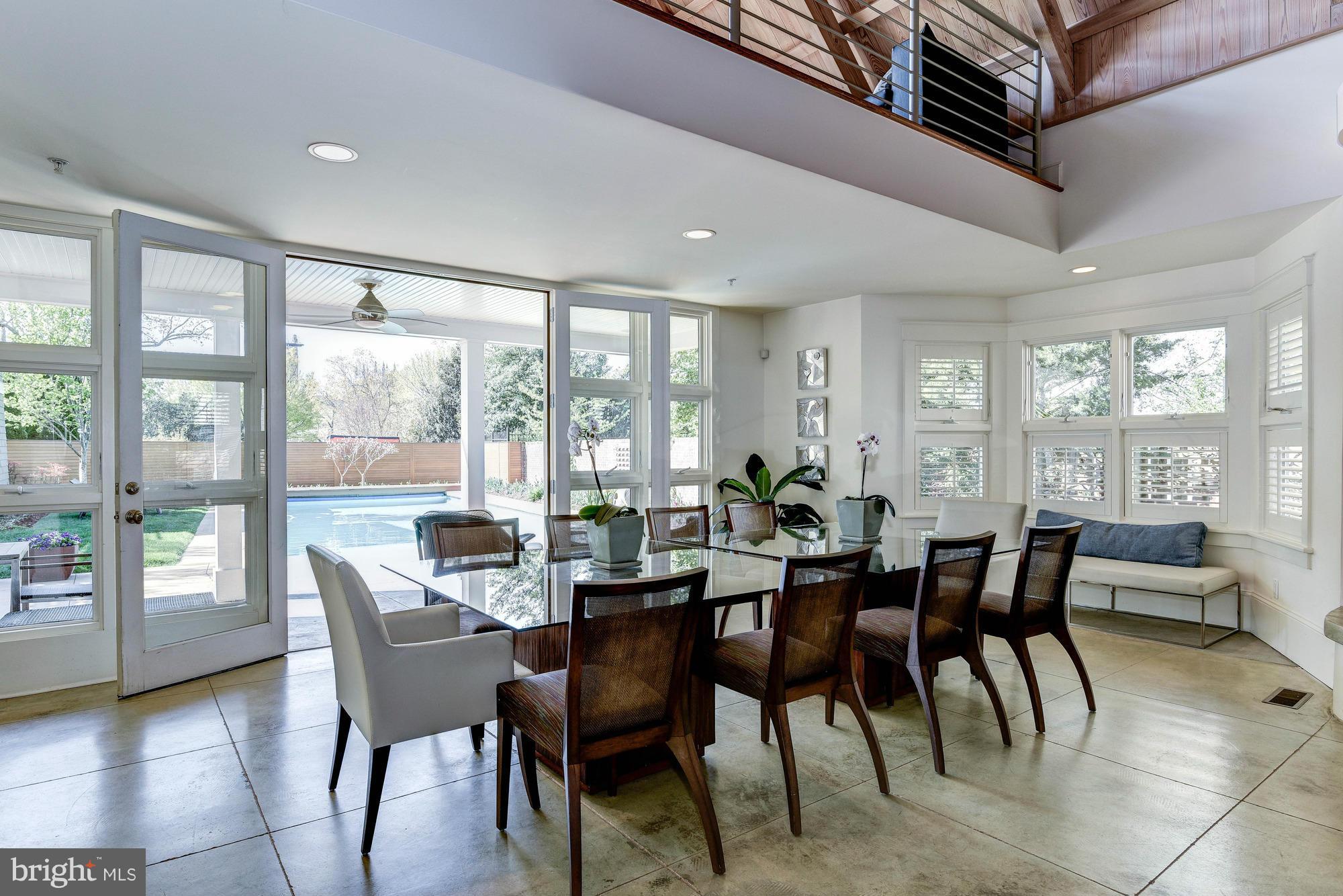 CLEVELAND PARK - Residential