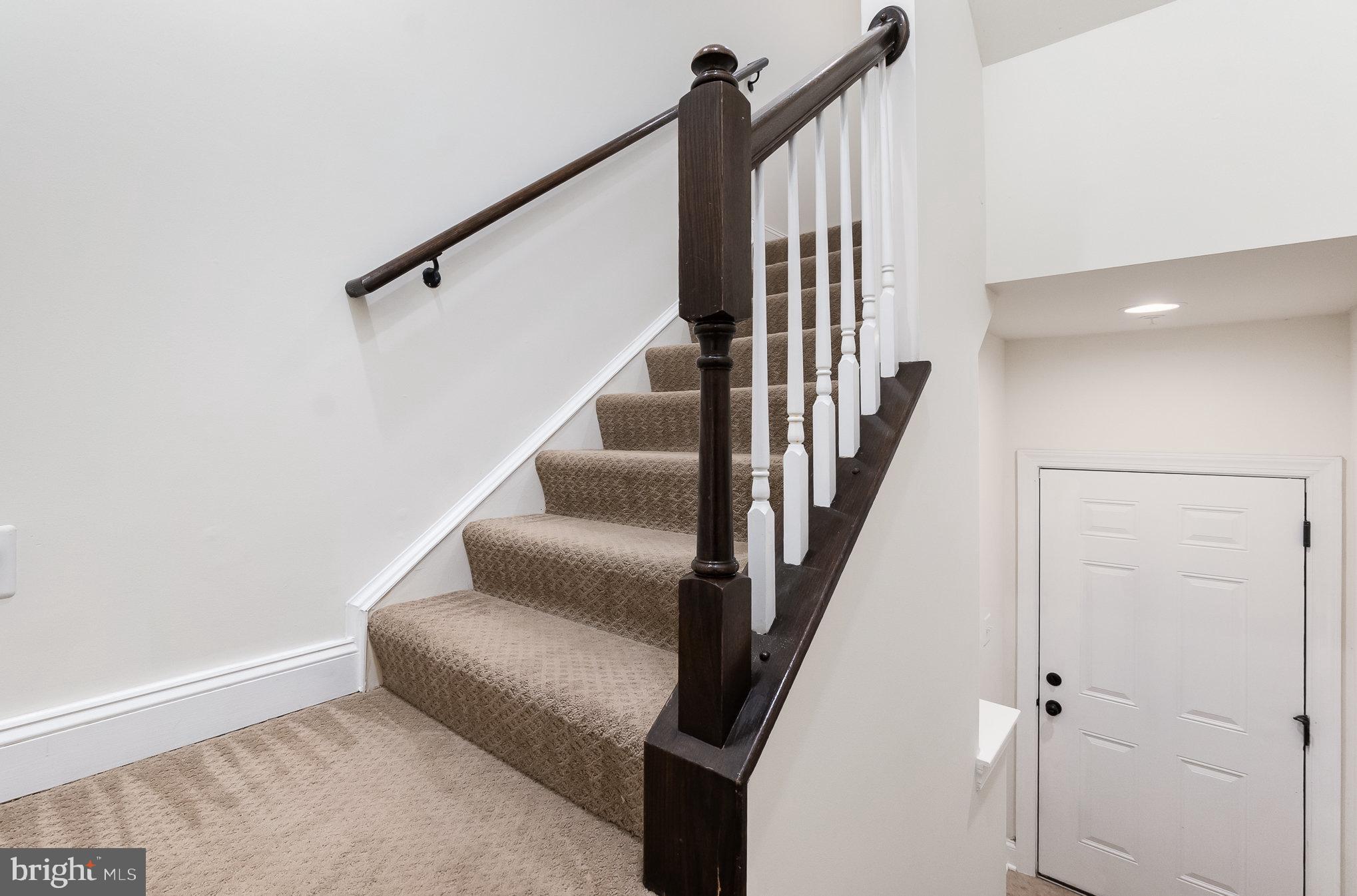 1427 CHANERY COURT