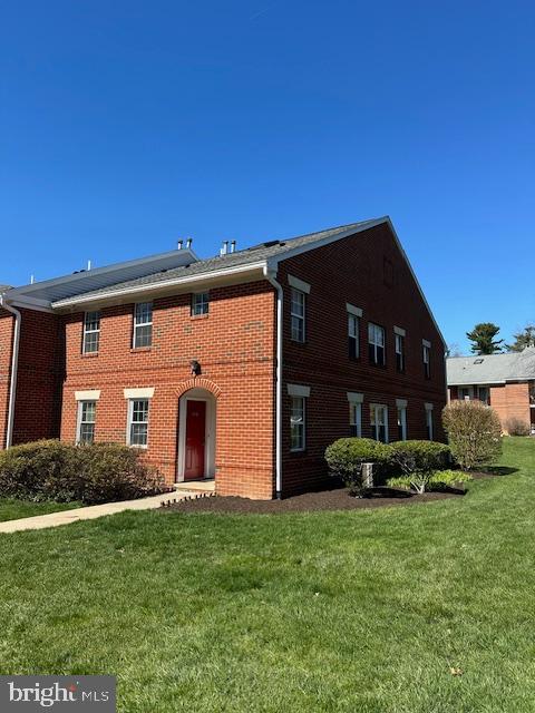 GOSHEN COMMONS - Residential