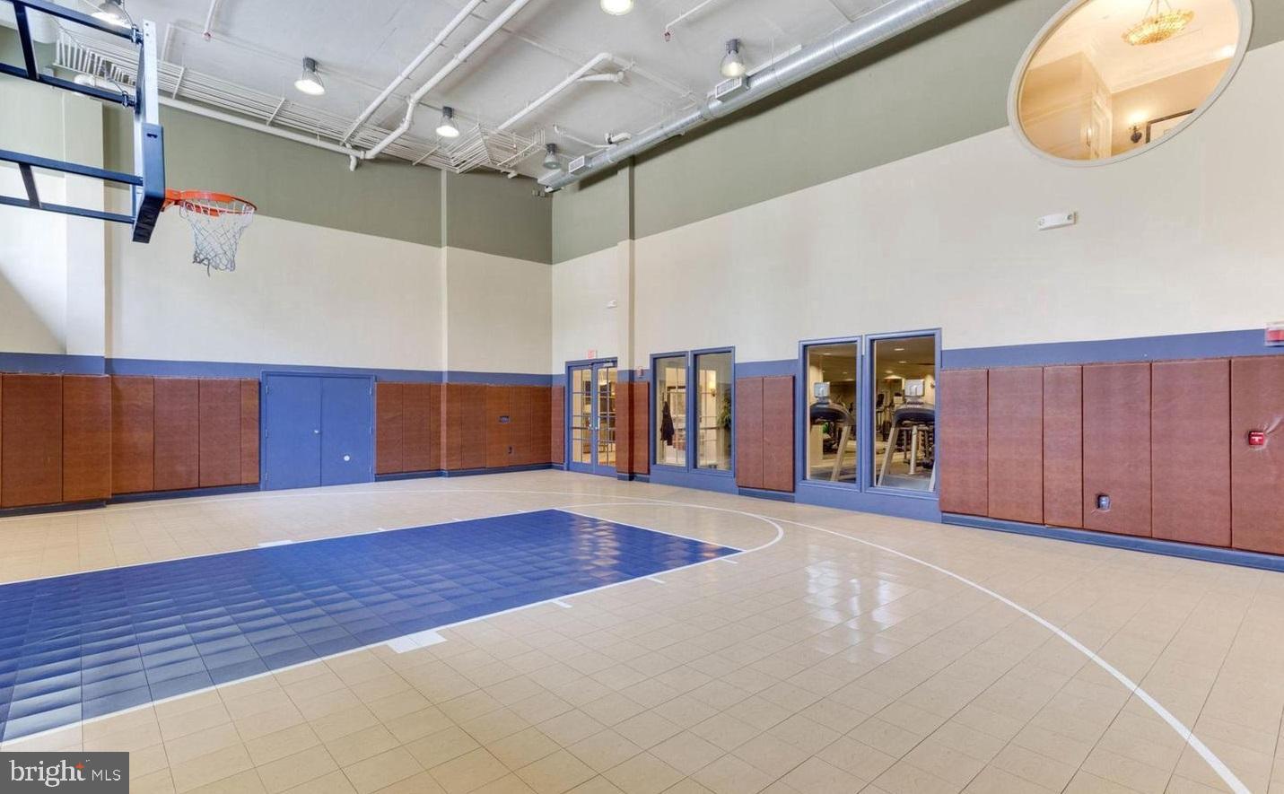 HALSTEAD AT THE METRO - Residential Lease