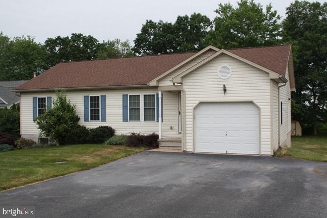 LAKE HERITAGE - Residential