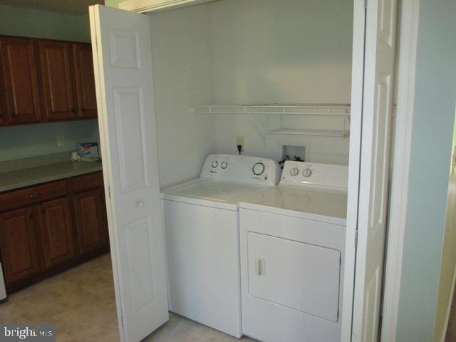 LAKE HERITAGE - Residential