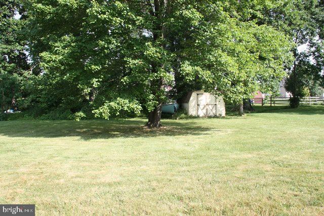 LAKE HERITAGE - Residential