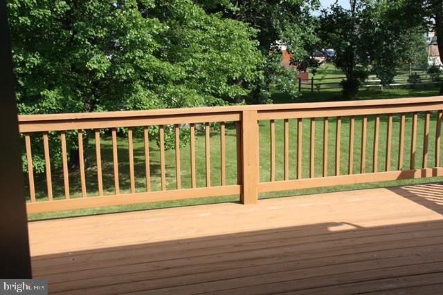 LAKE HERITAGE - Residential