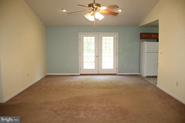 LAKE HERITAGE - Residential