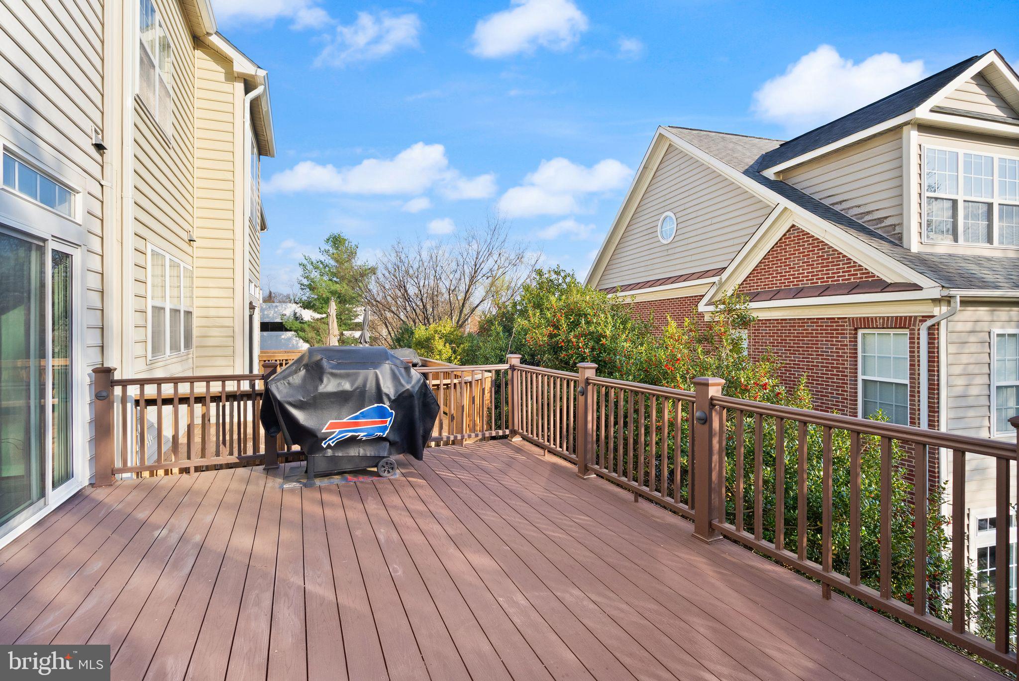 ASPEN HILL - Residential