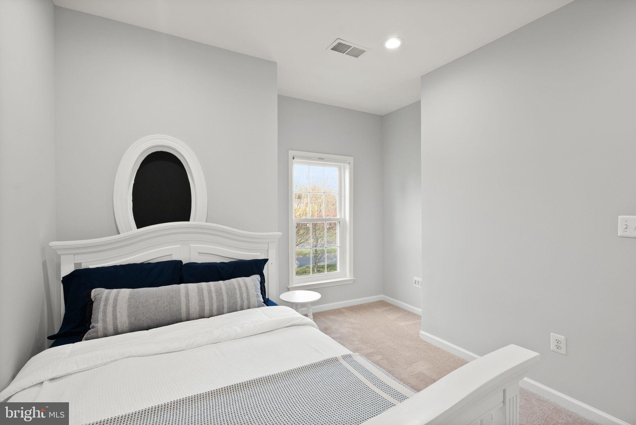 ASPEN HILL - Residential