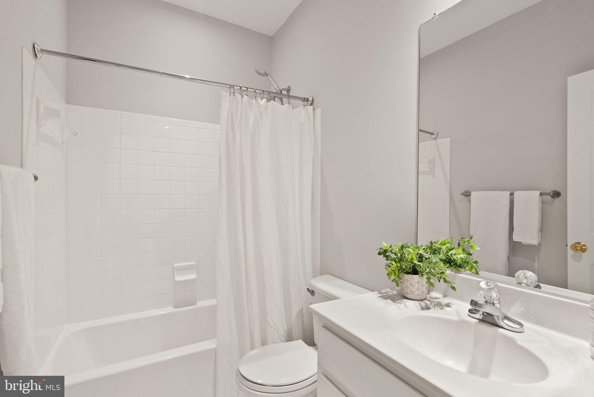 ASPEN HILL - Residential