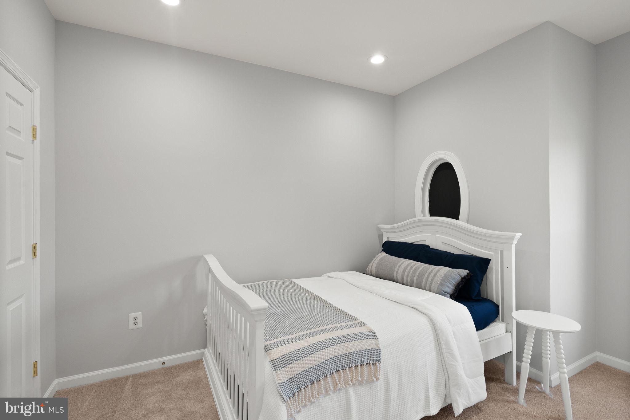 ASPEN HILL - Residential