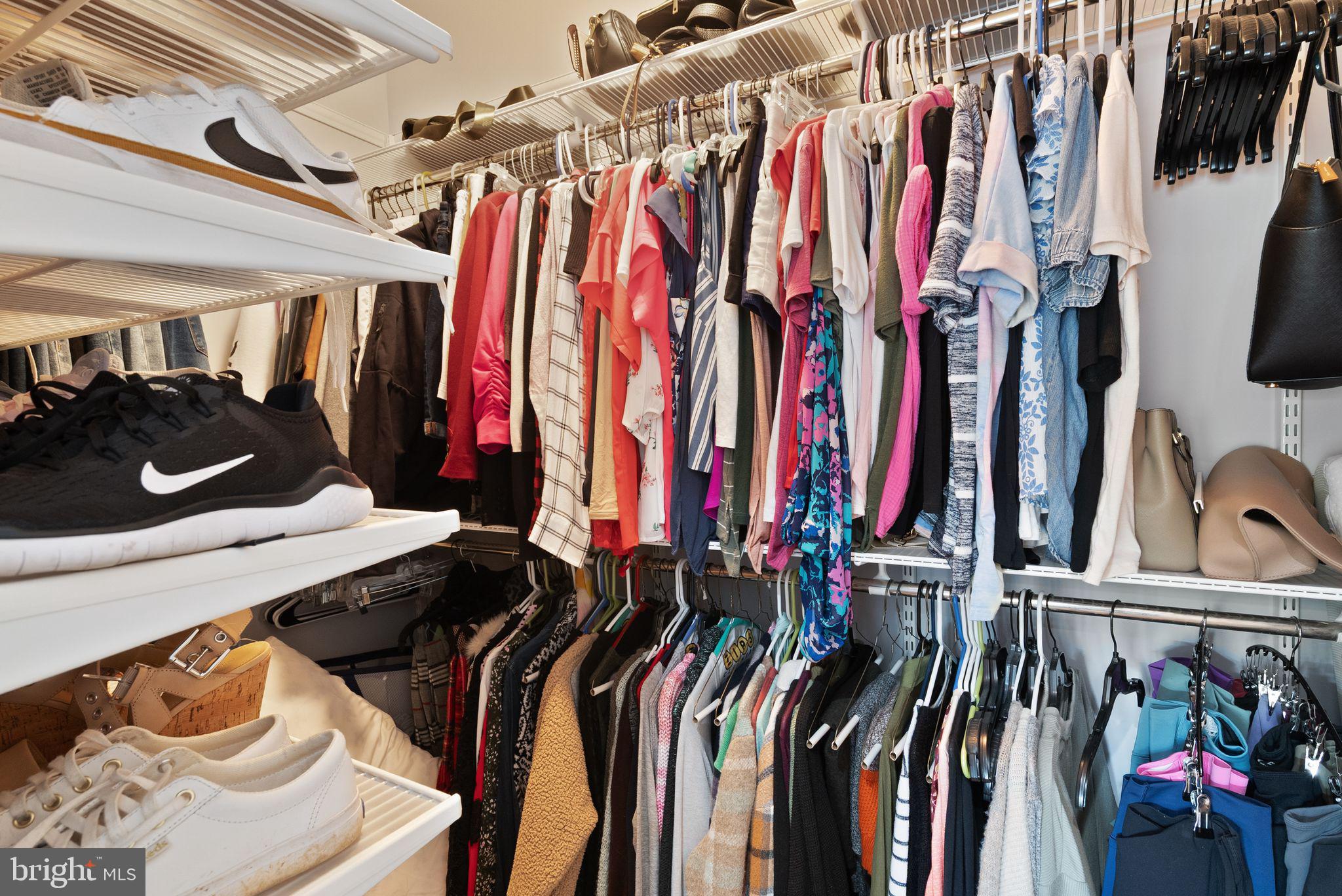 ASPEN HILL - Residential