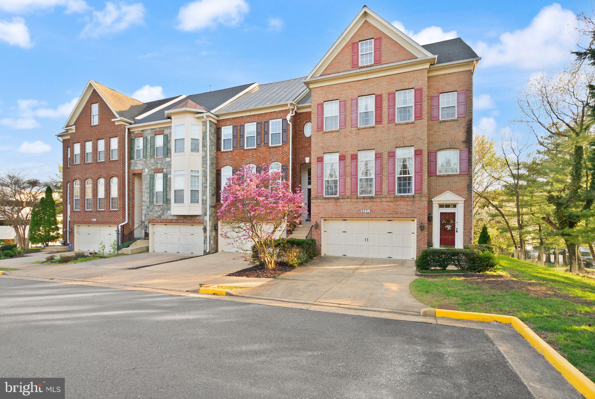 ASPEN HILL - Residential