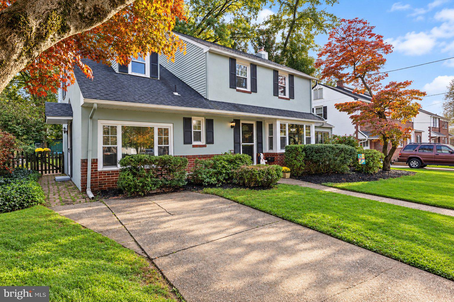 806 W MOUNT VERNON AVENUE