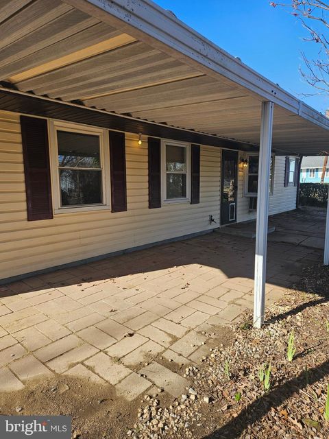 Homes For Sale - 905 Lindsay Road<br/> OXON HILL, MD 20745