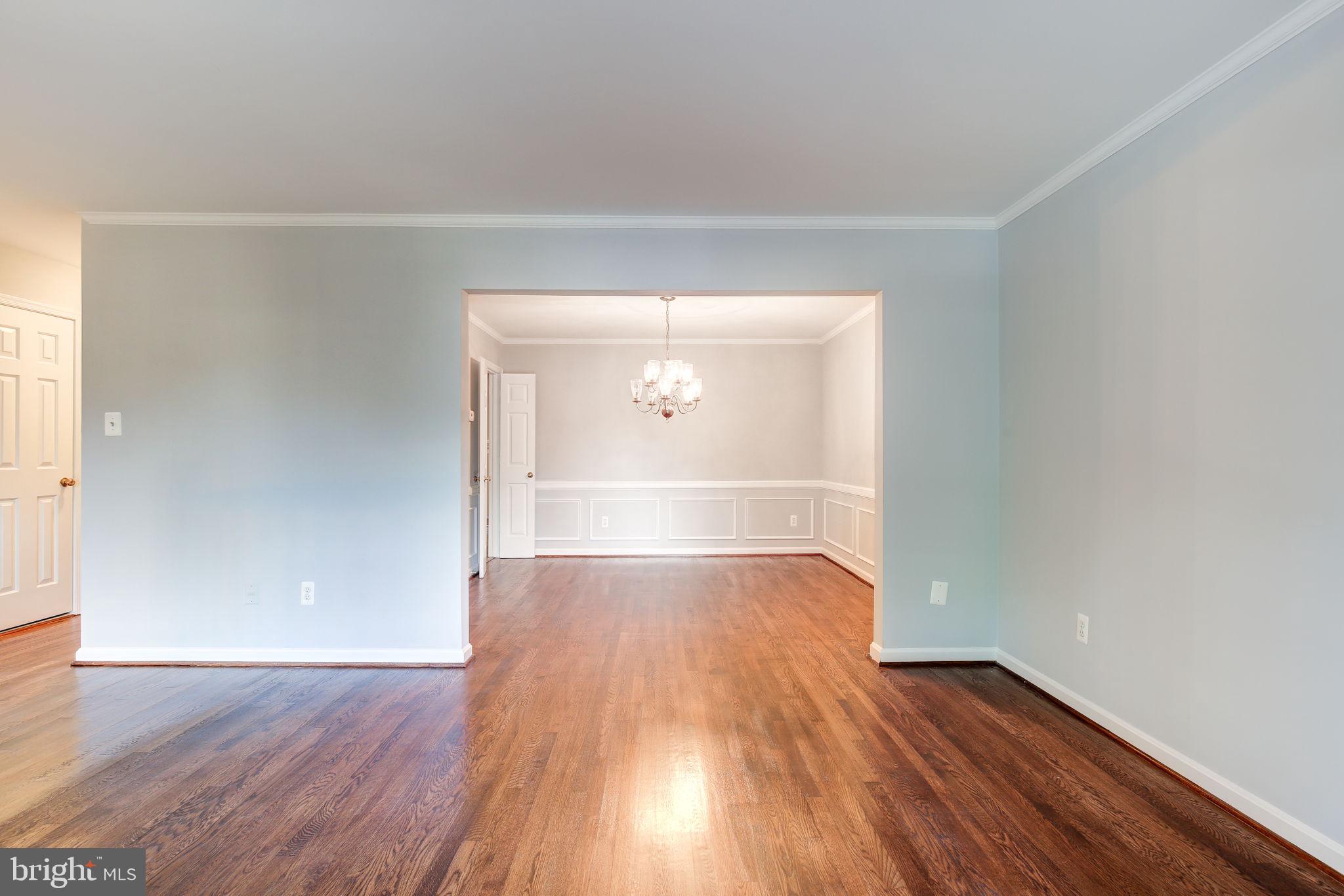 COUNCIL SQUARE - Residential Lease