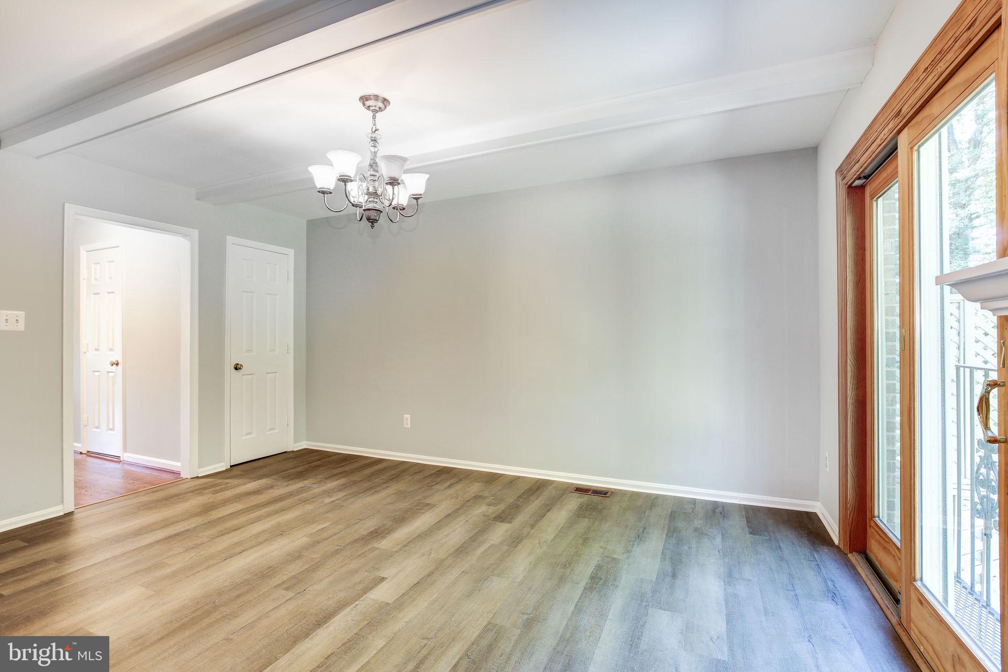 COUNCIL SQUARE - Residential Lease