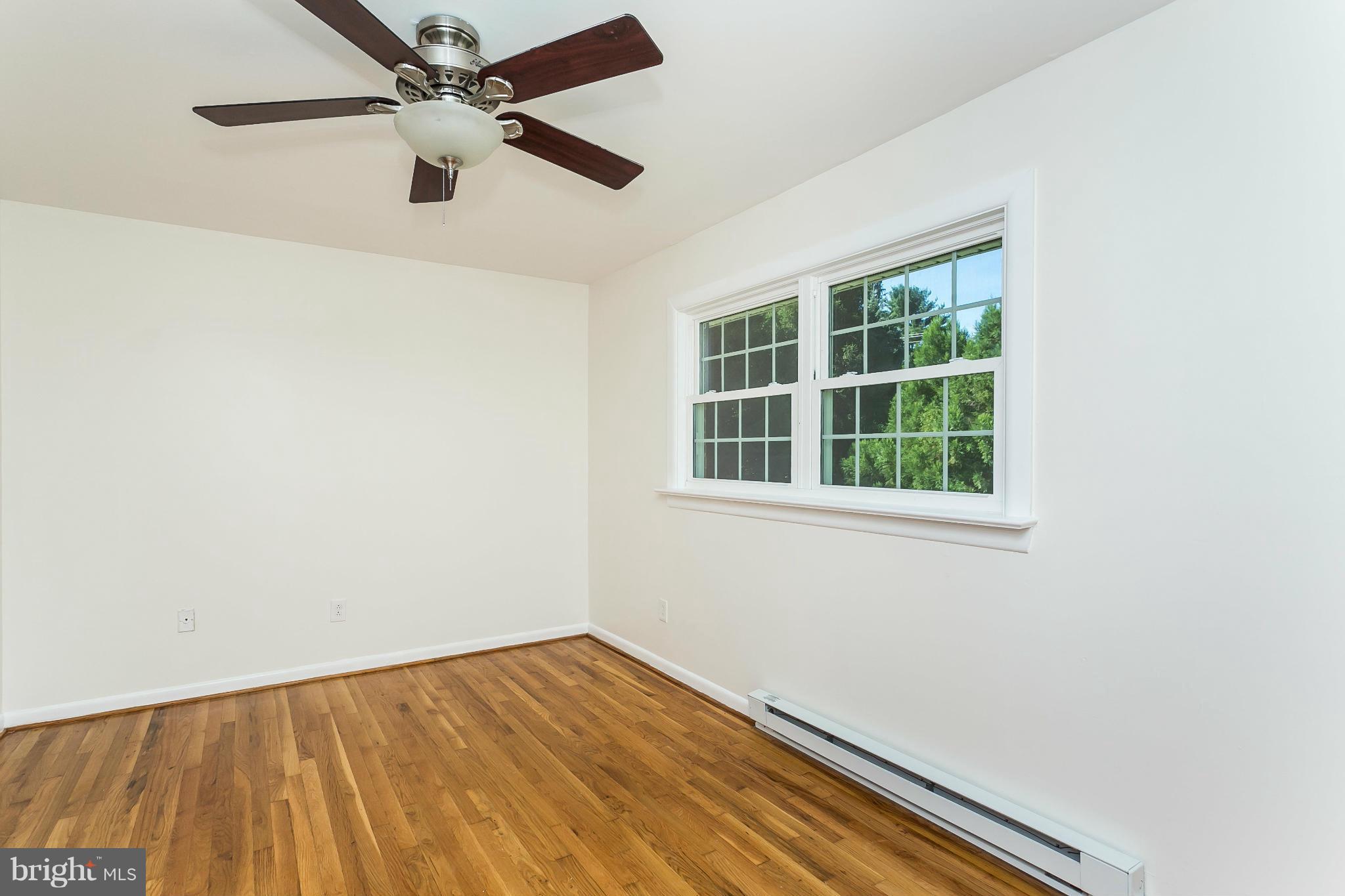 WALKER MANOR APARTMENTS - Residential