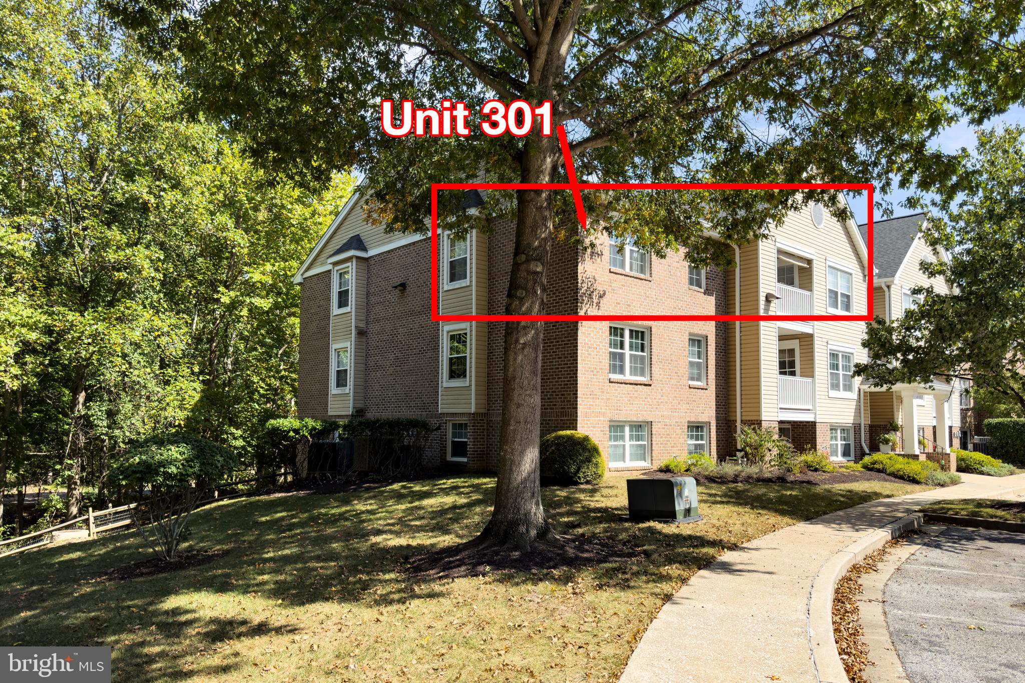 3 GINFORD PLACE 301