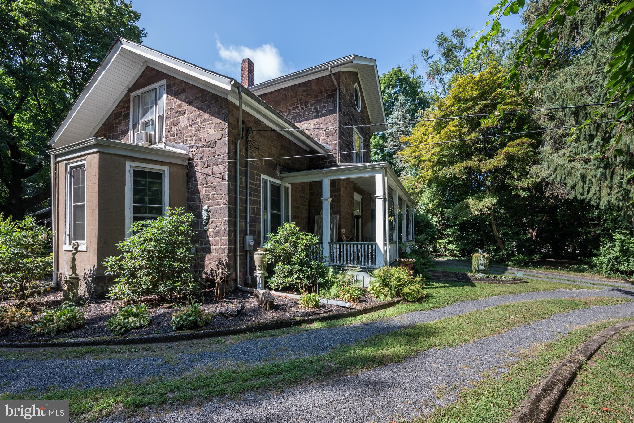 705 WOODLANE ROAD