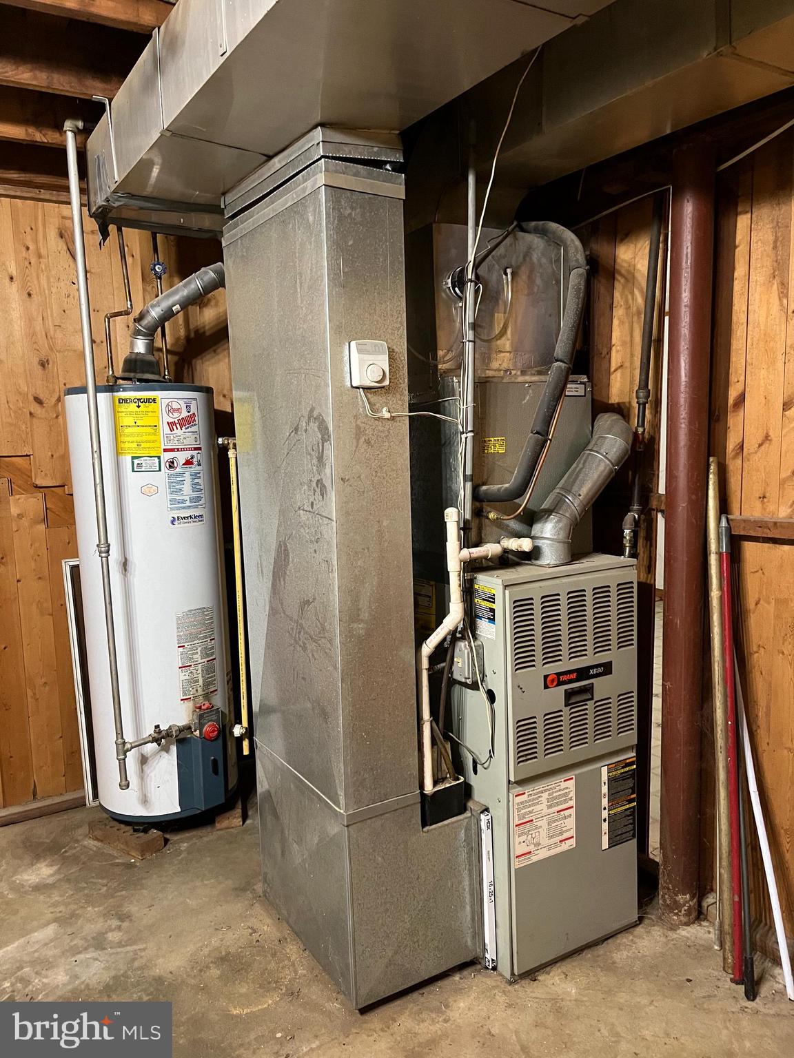 INGLESIDE - Residential