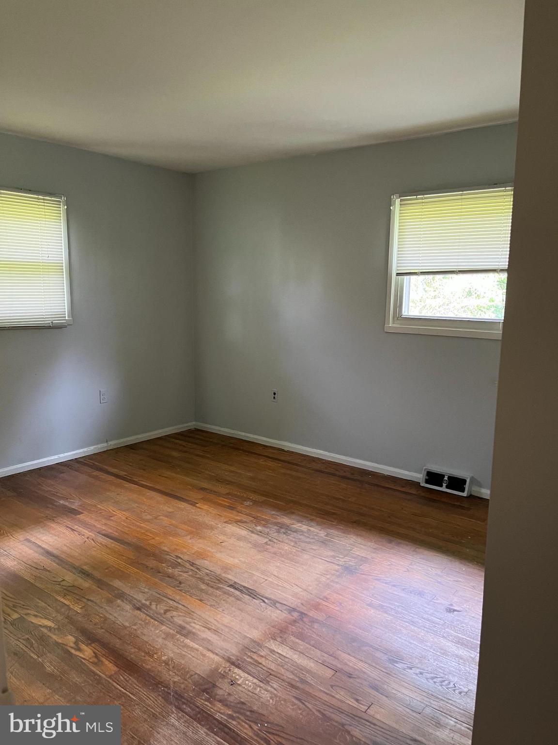 INGLESIDE - Residential