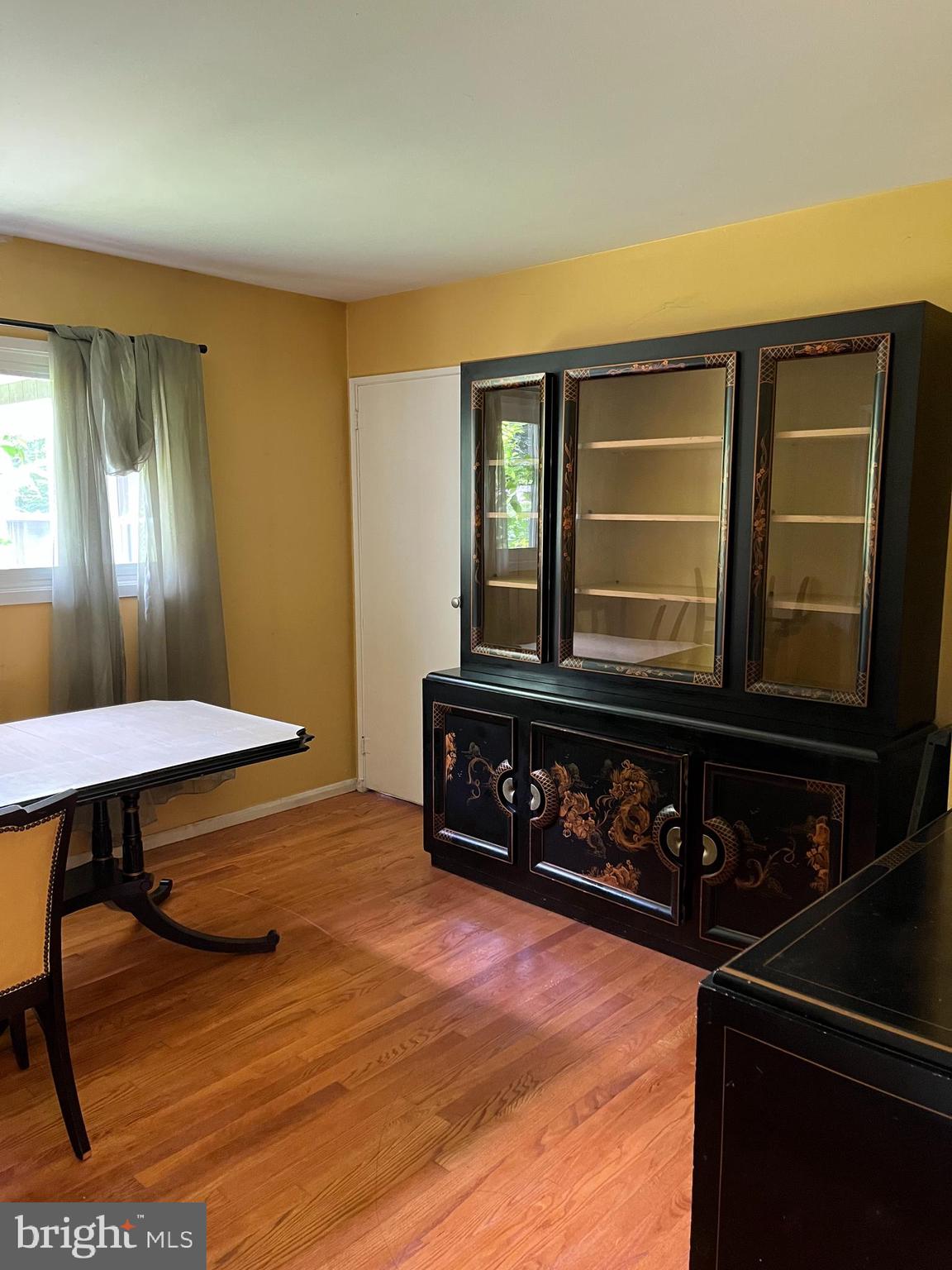 INGLESIDE - Residential