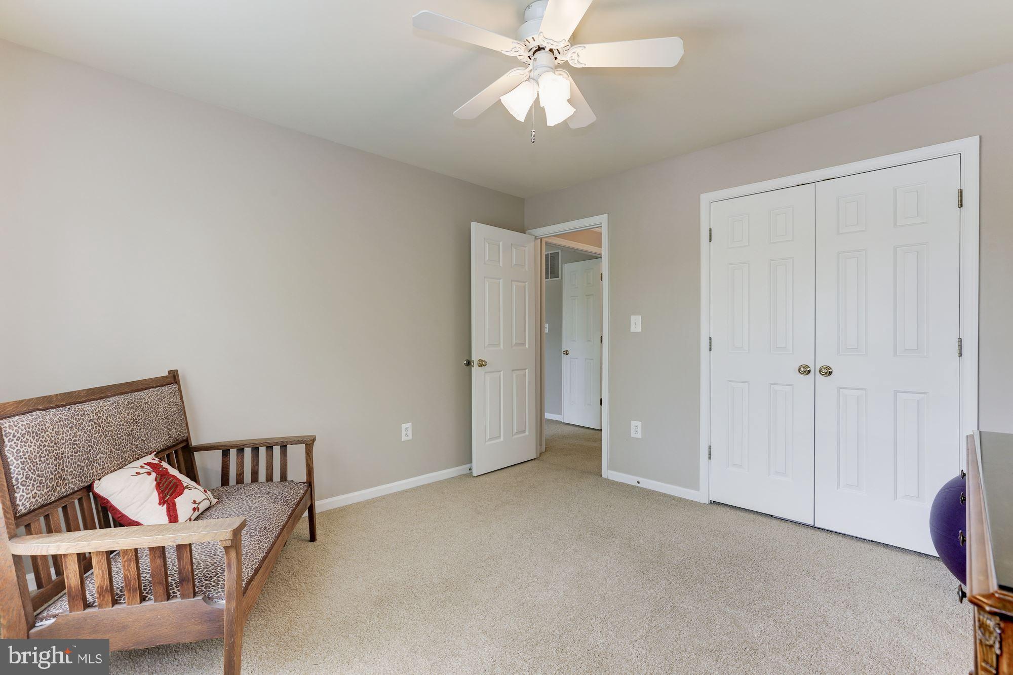 ASHBURN VILLAGE - Residential