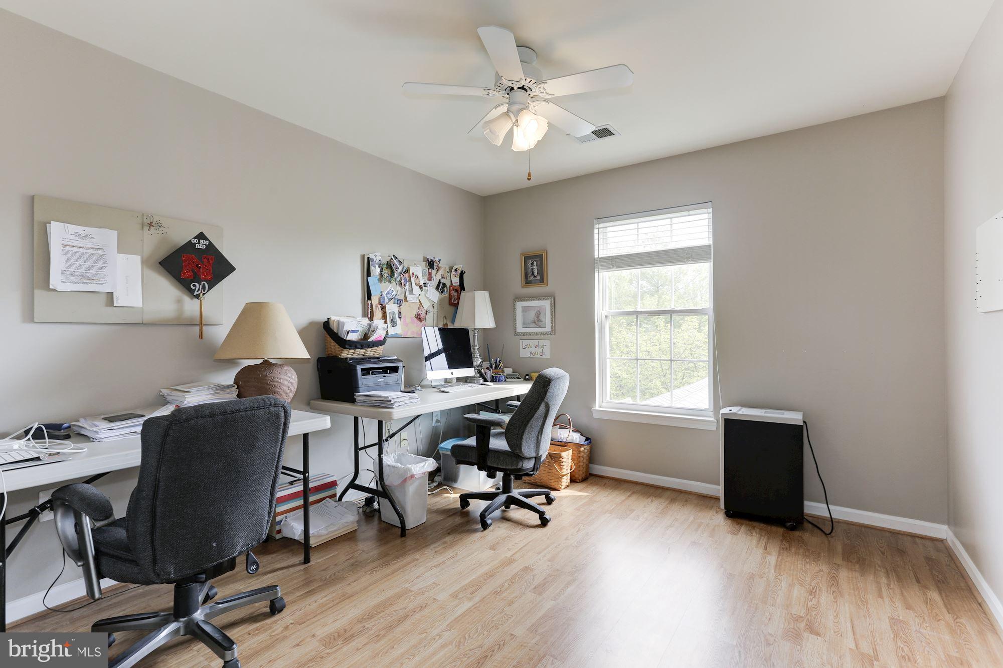 ASHBURN VILLAGE - Residential