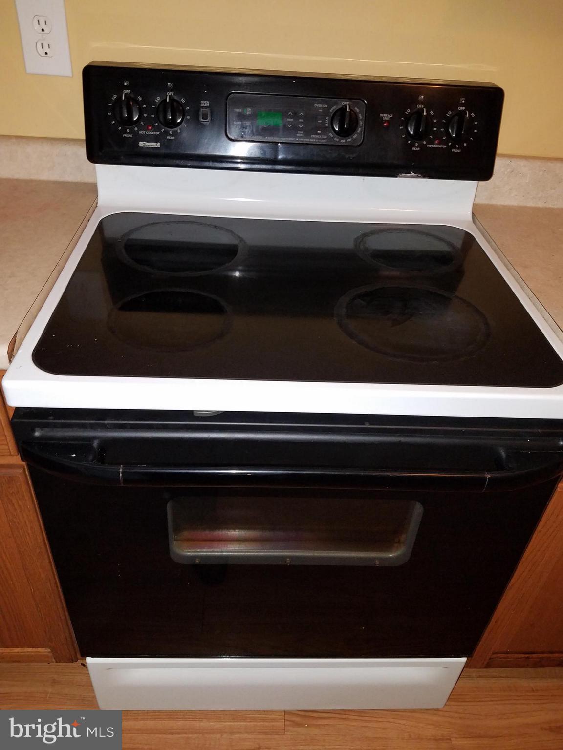 ELKTON - Residential