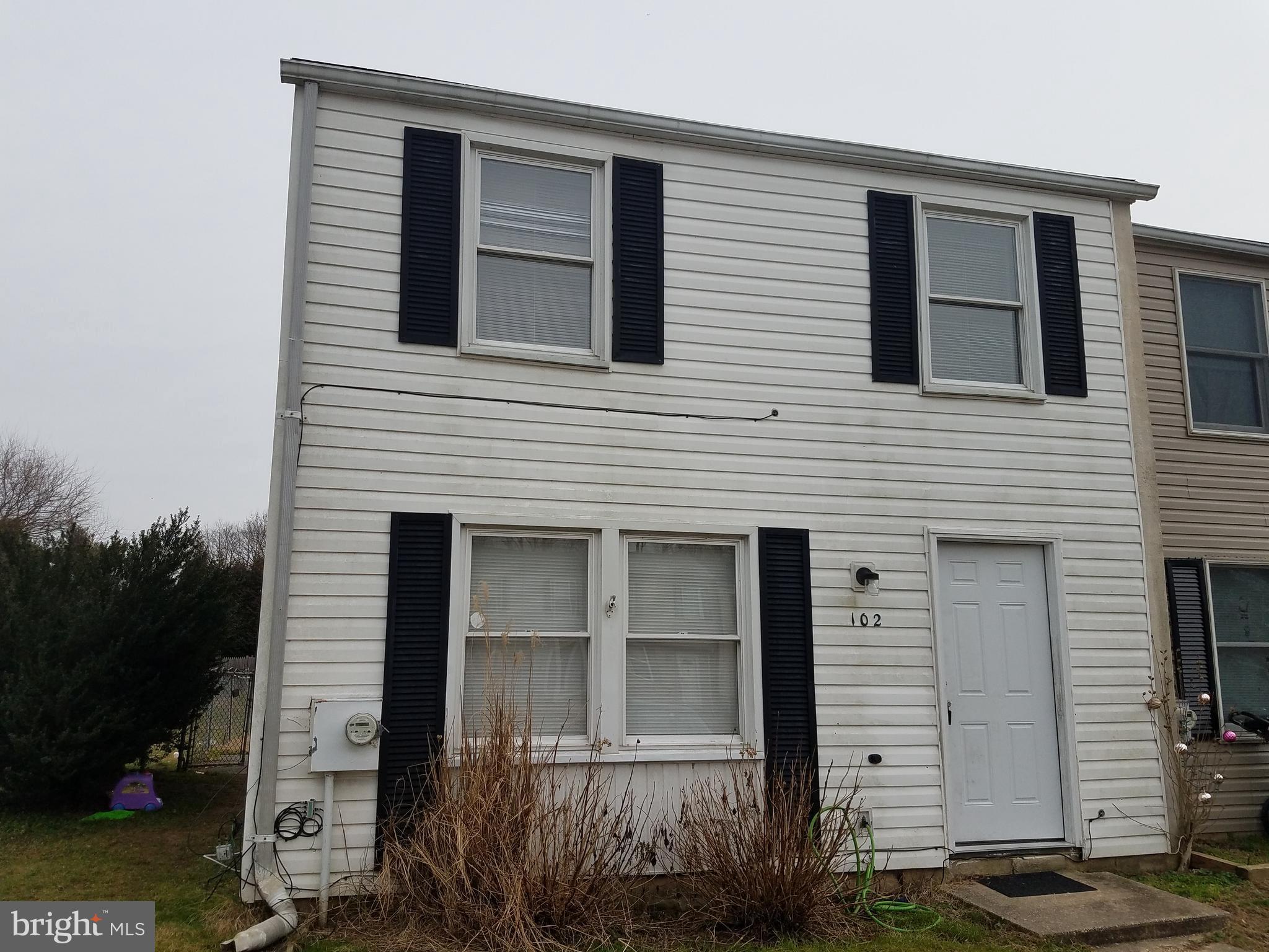 ELKTON - Residential