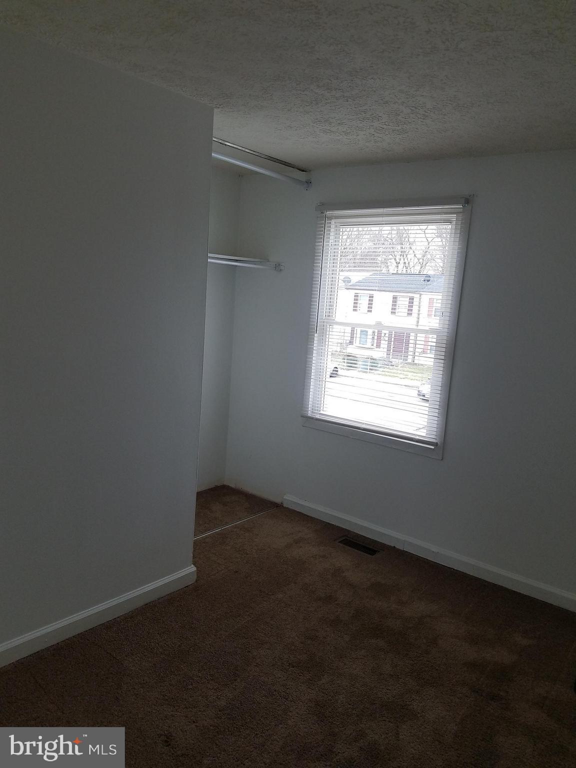 ELKTON - Residential