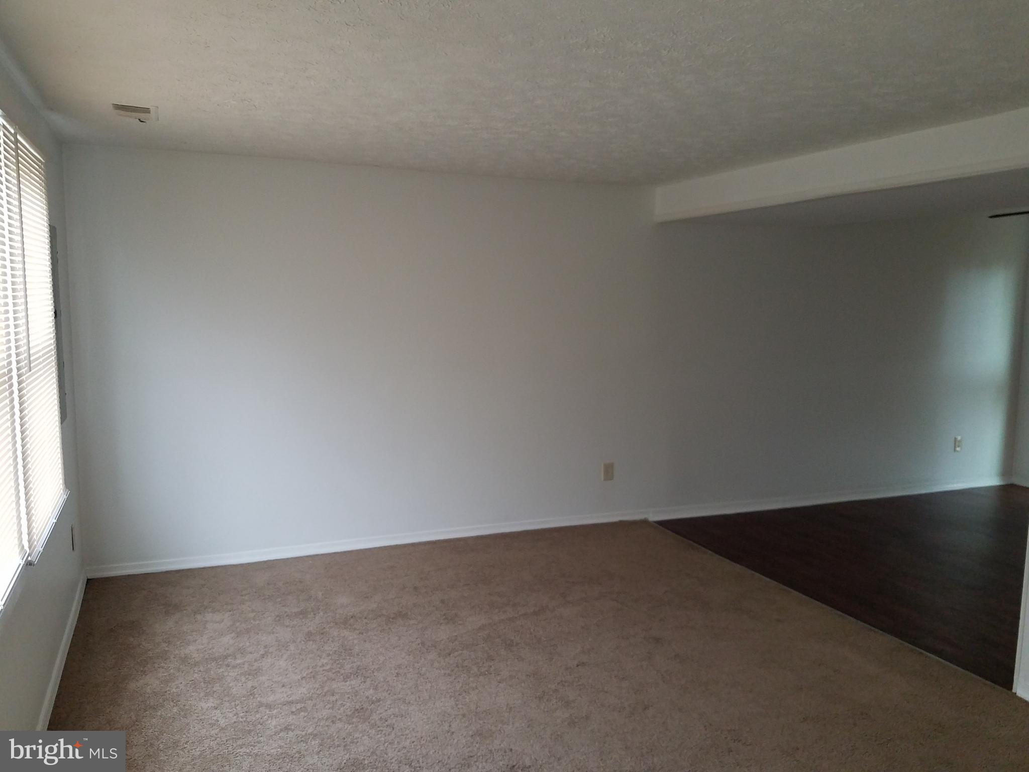 ELKTON - Residential