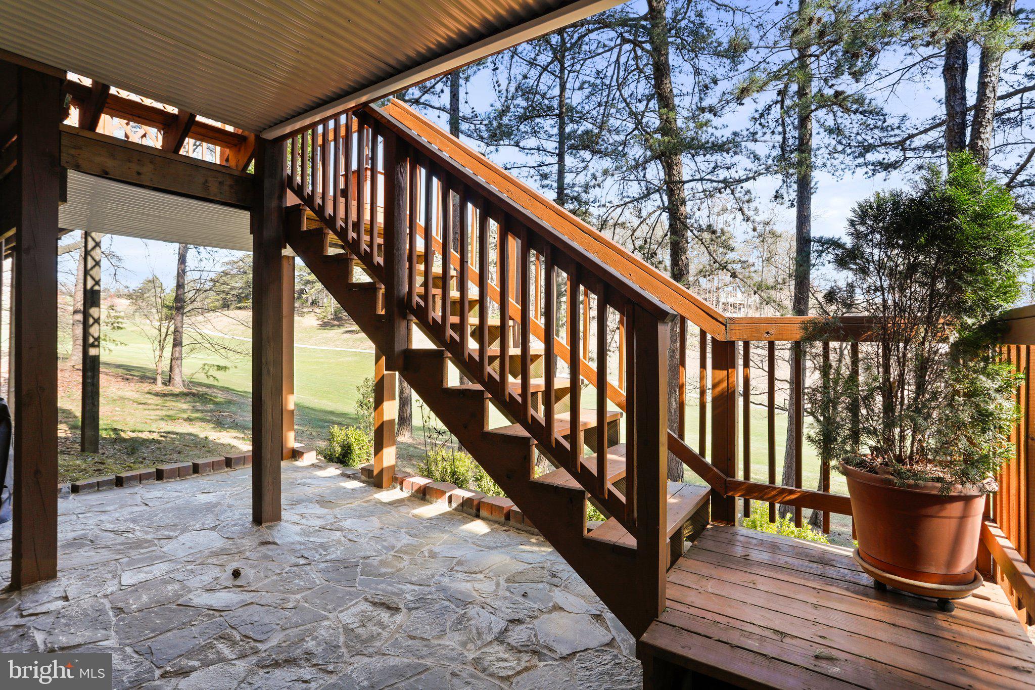 THE WOODS - Residential