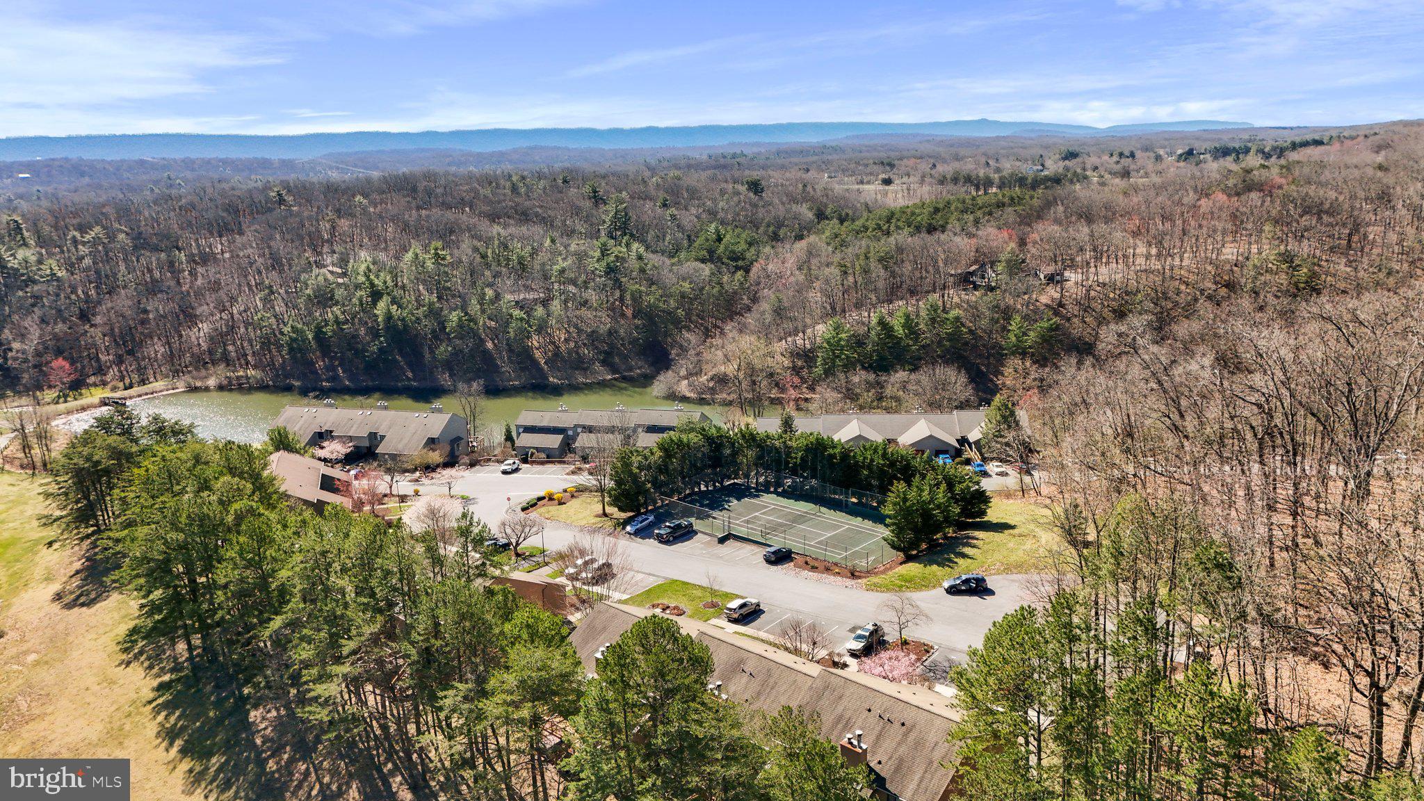 THE WOODS - Residential